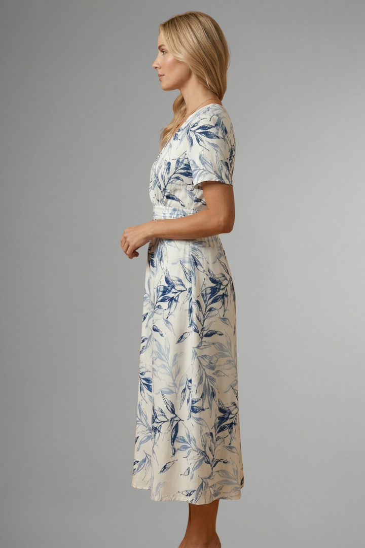Robe Fleurie Col V Élégante
